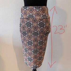 LuLaRoe Geometric Pencil Skirt in Multicolor